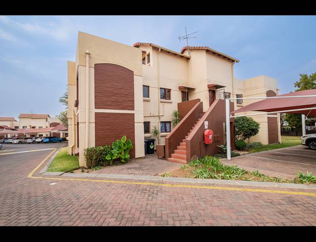 2 BEDROOM APARTMENT FOR SALE IN BROMHOF